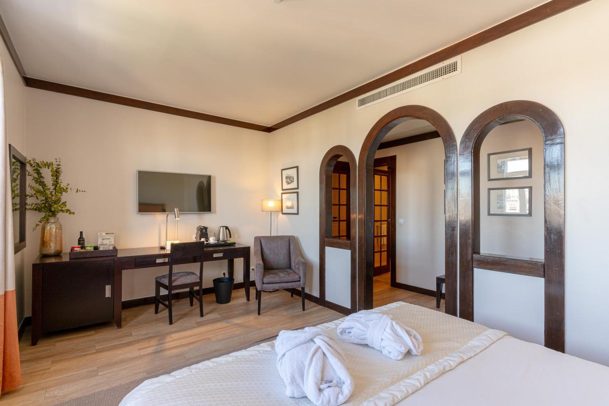 Hotel Inglaterra - Charme & Boutique เอสตอริล ภายนอก รูปภาพ